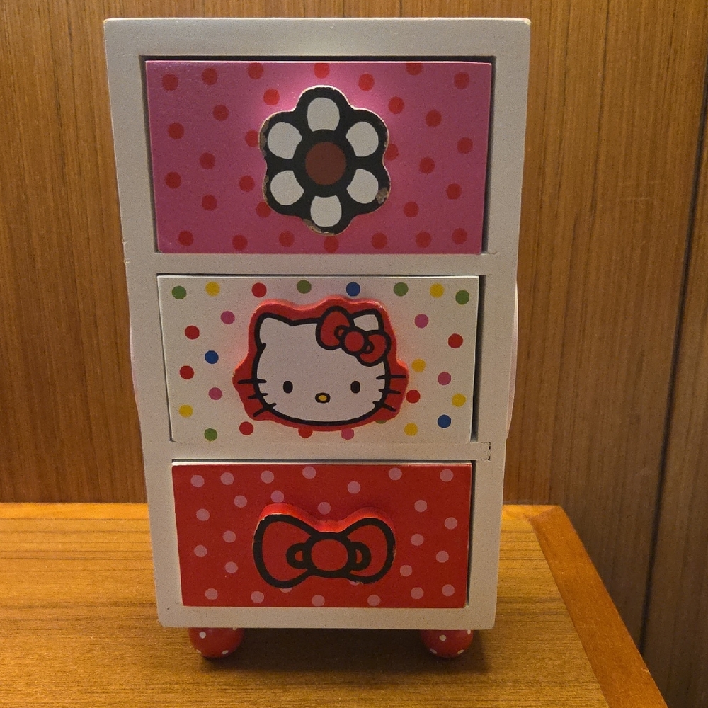 Hello Kitty 3 Drawer Mini Jewwlry Dresser